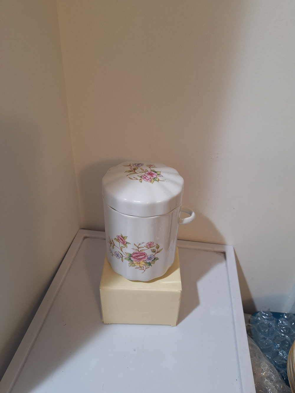 Floral Porcelain Covered Sugar Jar in White with Pink Rose Motif